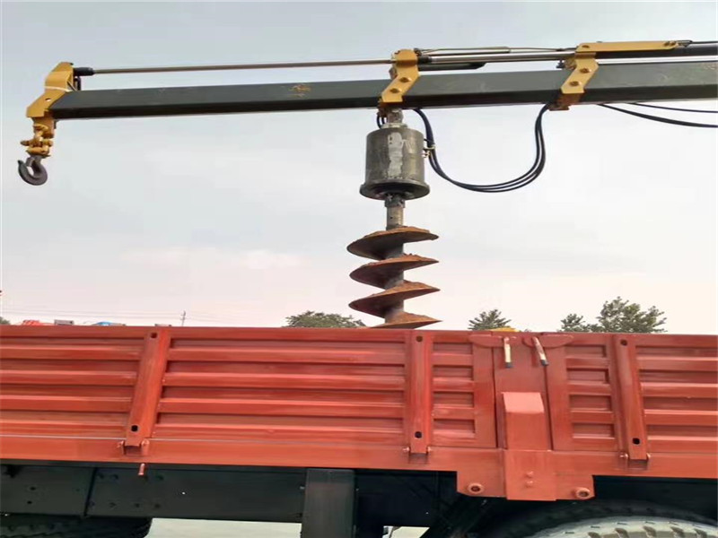 東風(fēng)后八輪徐工12噸折臂隨車吊圖片展示5 東風(fēng)后八輪徐工12噸折臂隨車吊圖片展示5