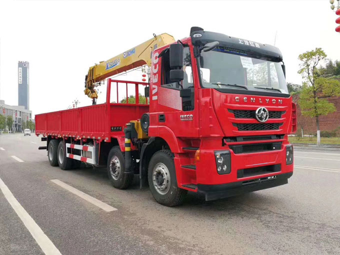 徐工吊機(jī)16噸紅巖前四后八隨車吊