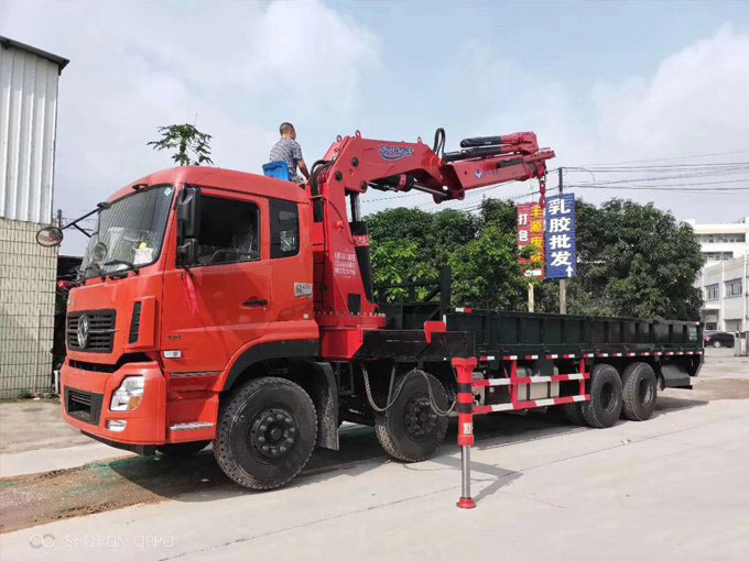 江威吊機16噸折臂東風天龍前四后八隨車吊