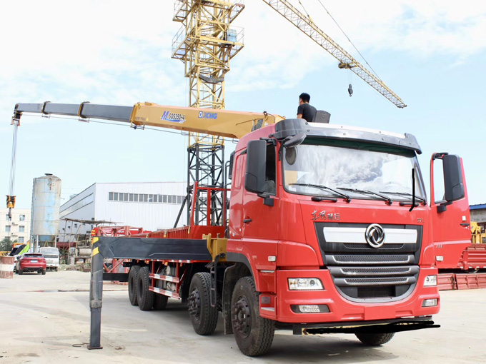 徐工14噸雙聯(lián)泵東風暢行D7L隨車吊