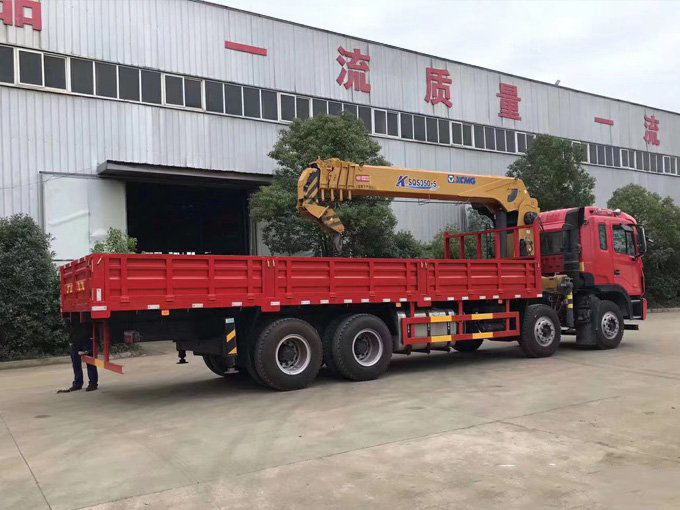 徐工吊機14噸江淮格爾發隨車吊圖片展示3 徐工吊機14噸江淮格爾發隨車吊圖片展示3