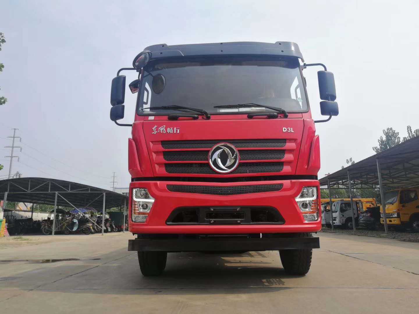 程力吊機(jī)12噸東風(fēng)后八輪D3L隨車(chē)吊圖片展示3 程力吊機(jī)12噸東風(fēng)后八輪D3L隨車(chē)吊圖片展示3