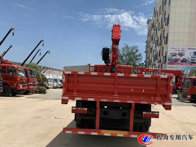 8噸東風(fēng)多利卡D9隨車吊(國六)圖片展示3 8噸東風(fēng)多利卡D9隨車吊(國六)圖片展示3