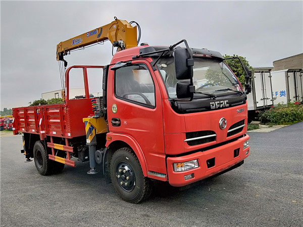 藍牌2噸東風隨車吊（東風 -- 福瑞卡2噸隨車起重運輸車）圖片展示5
