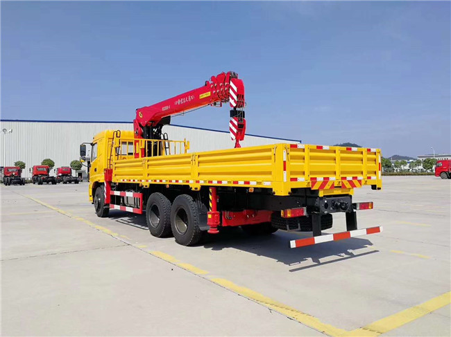 三環(huán)昊龍后八輪12噸隨車吊圖片圖片展示3 三環(huán)昊龍后八輪12噸隨車吊圖片圖片展示3