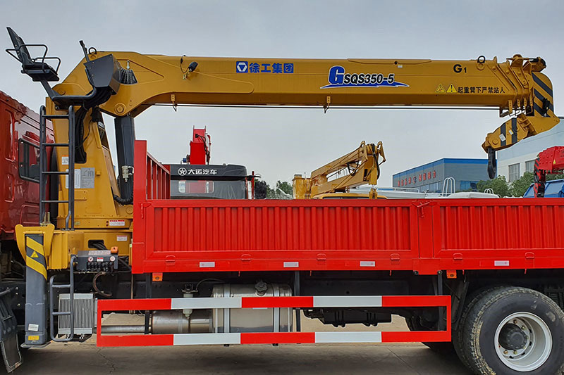 徐工隨車吊14噸大臂有多長?