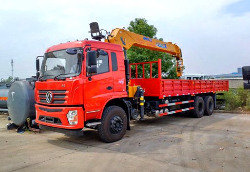 徐工吊機(jī)12噸東風(fēng)專(zhuān)底D3隨車(chē)吊