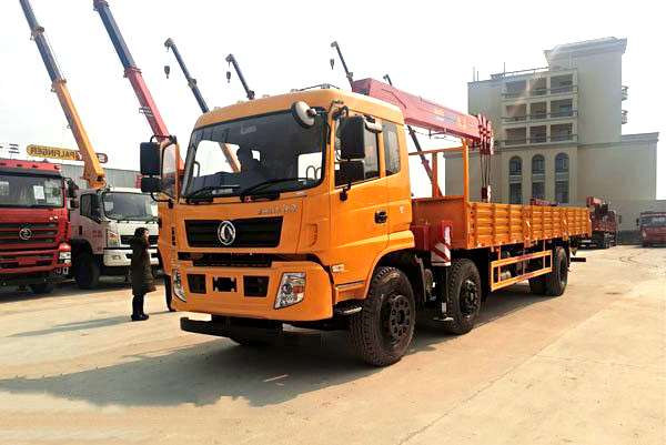 長(zhǎng)興12噸三軸東風(fēng)隨車(chē)吊