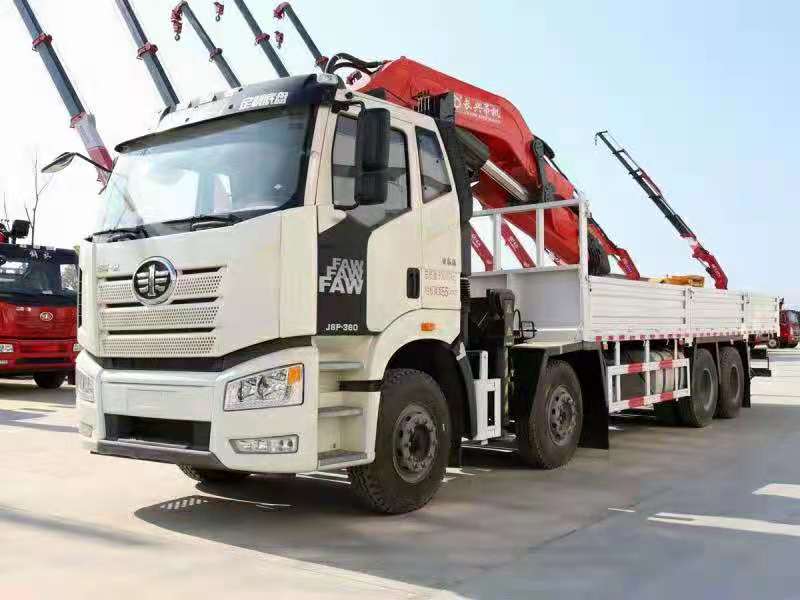 國六解放J6P隨車吊 長興38噸7節折臂吊機