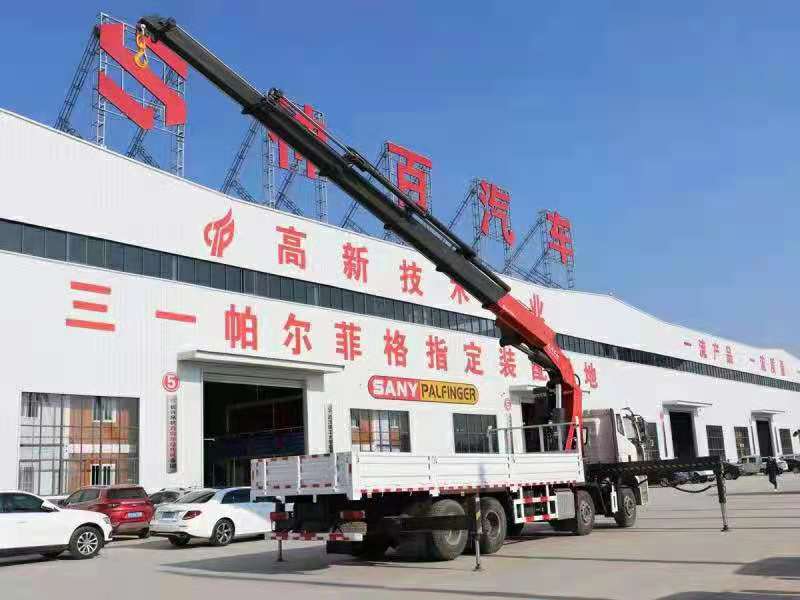 解放J6折臂隨車吊