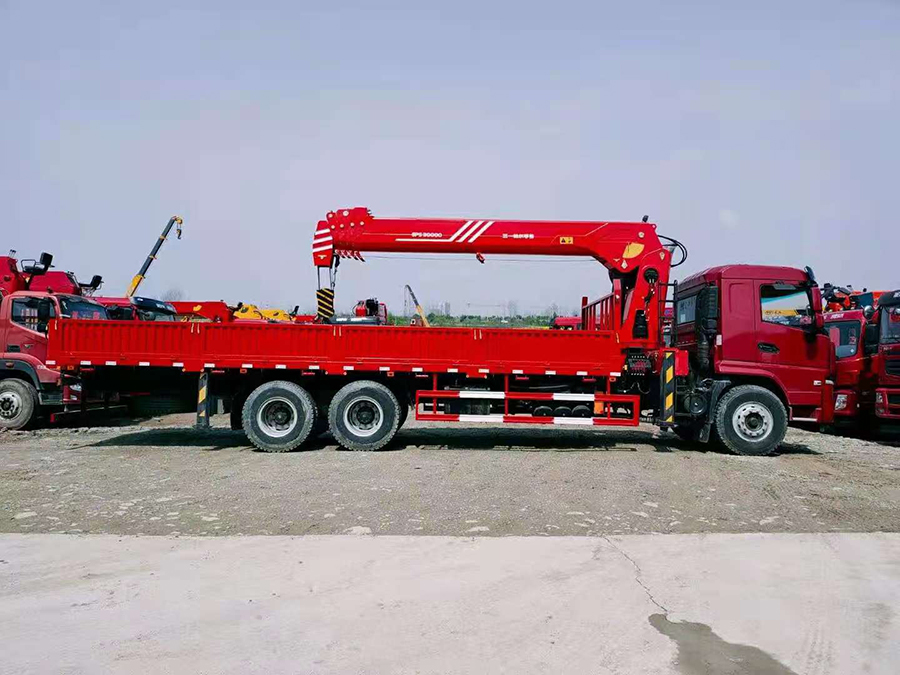 陜汽軒德翼6三一12噸隨車(chē)吊