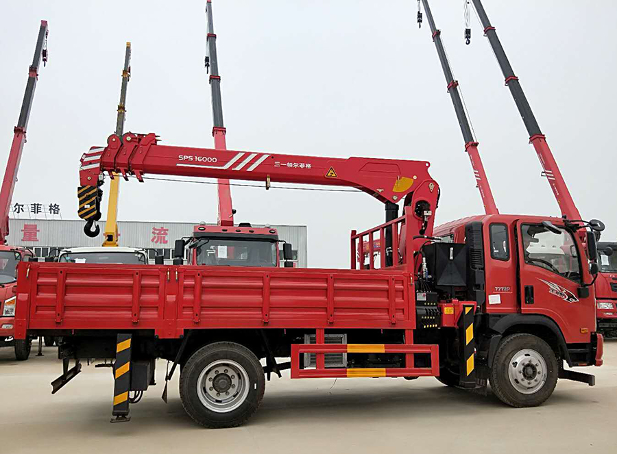 三一6.3噸SPS16000隨車吊起重參數