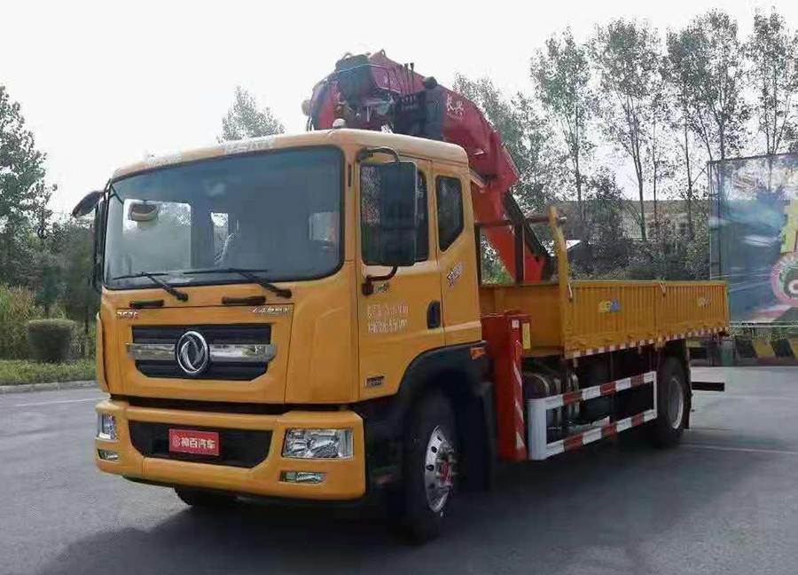 東風多利卡長興12噸隨車吊多少錢