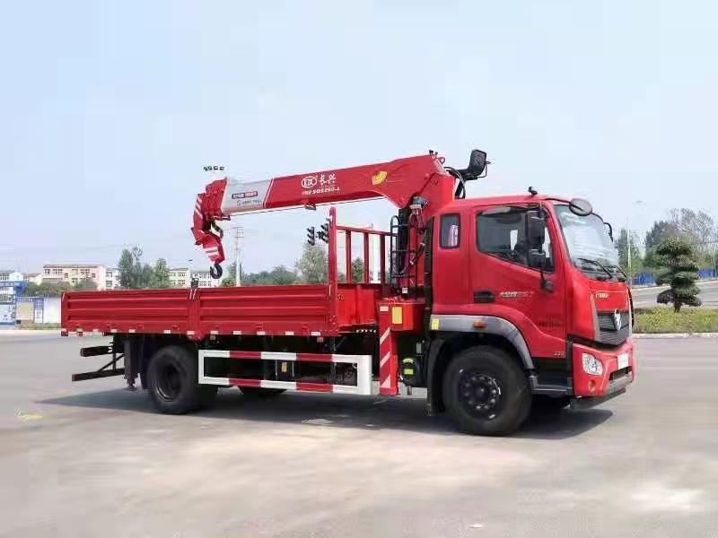 福田瑞沃長(zhǎng)興10噸隨車吊