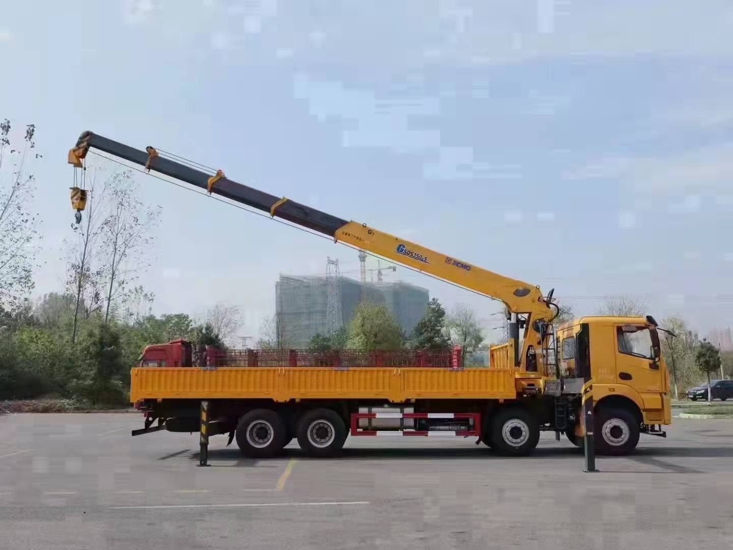 徐工漢風14噸隨車吊圖片展示2