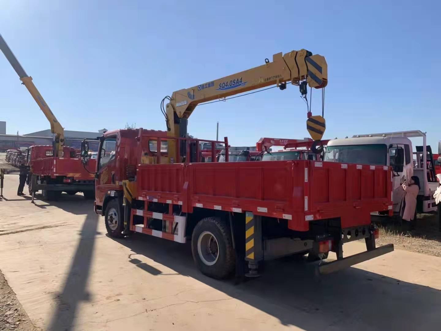 重汽王牌徐工5噸隨車吊圖片展示2